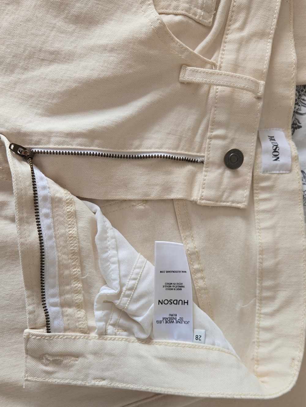 Hudson Jolene Ecru Wide Leg Jeans Women’s 28 High Rise 32” Inseam - Picture 15 of 16